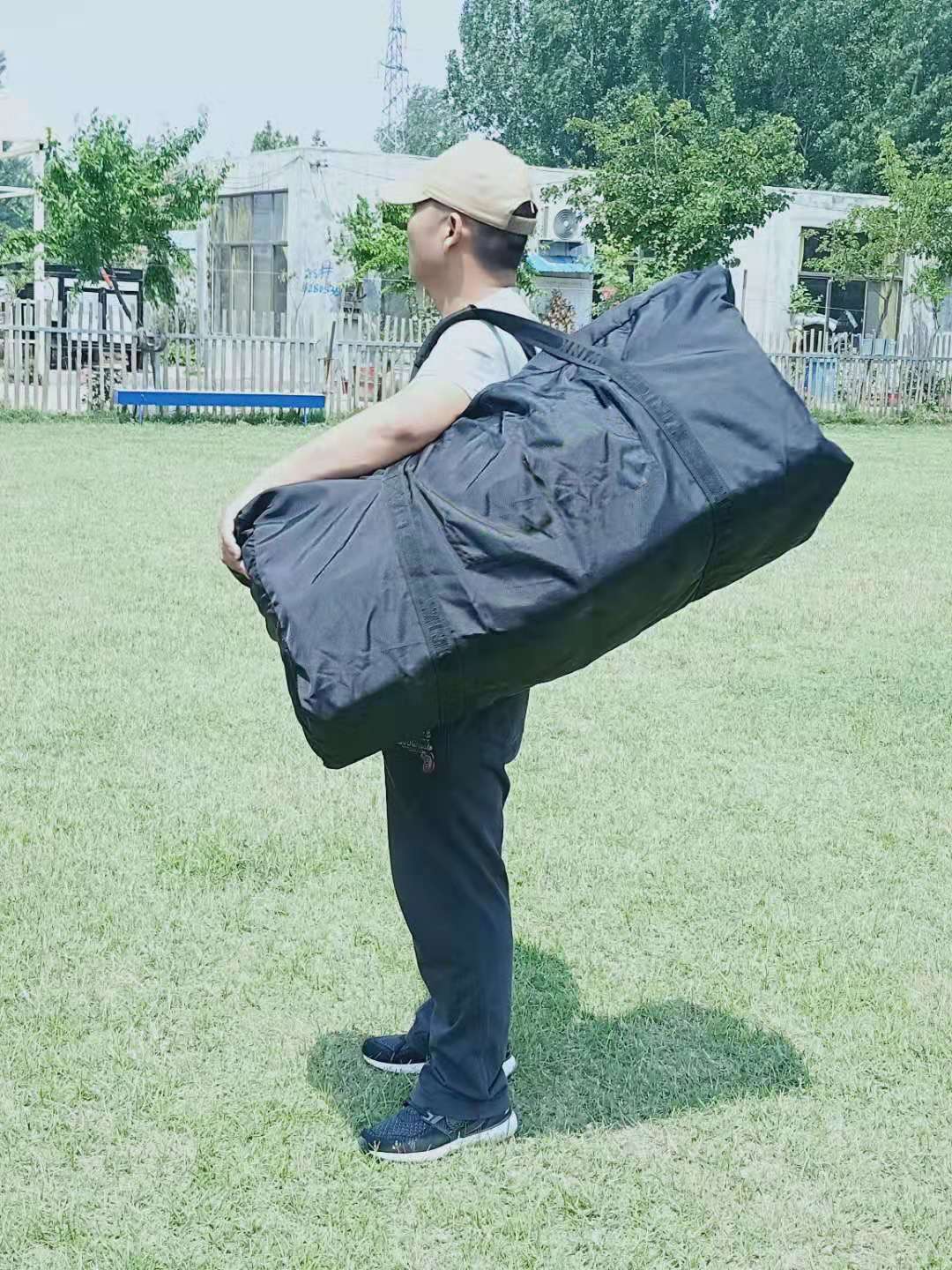 携带包
