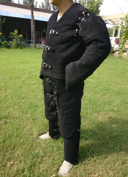 KNPV牛皮内甲扑咬服