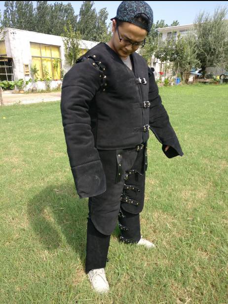 KNPV牛皮内甲扑咬服